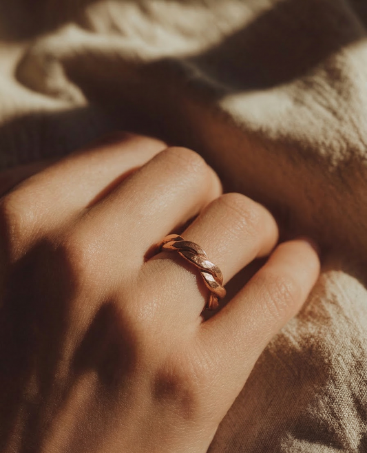 Bakır Yüzük - Akış